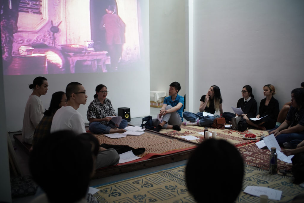 Poetry reading by Thu Uyên, Á Space, Hanoi. Photo by Thảo Hoàng